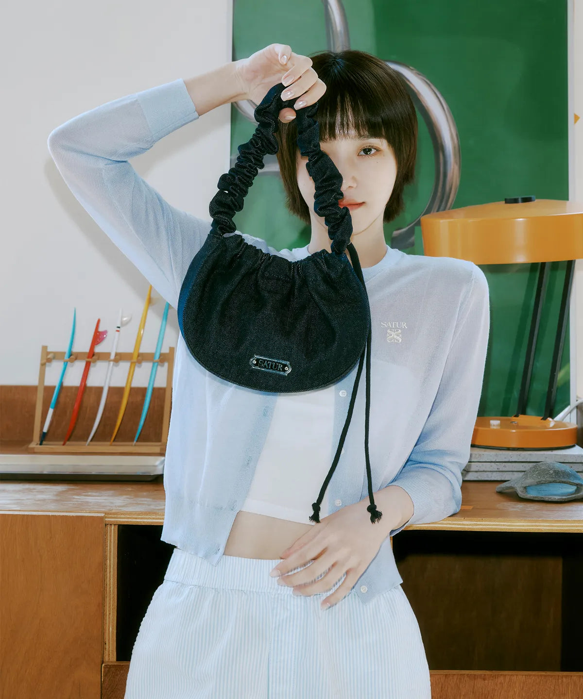 【SATUR】Scrunchie Medium Shoulder Bag R4954 Park Gyu-young Pick] Satur Scrunchie Small Denim Shoulder