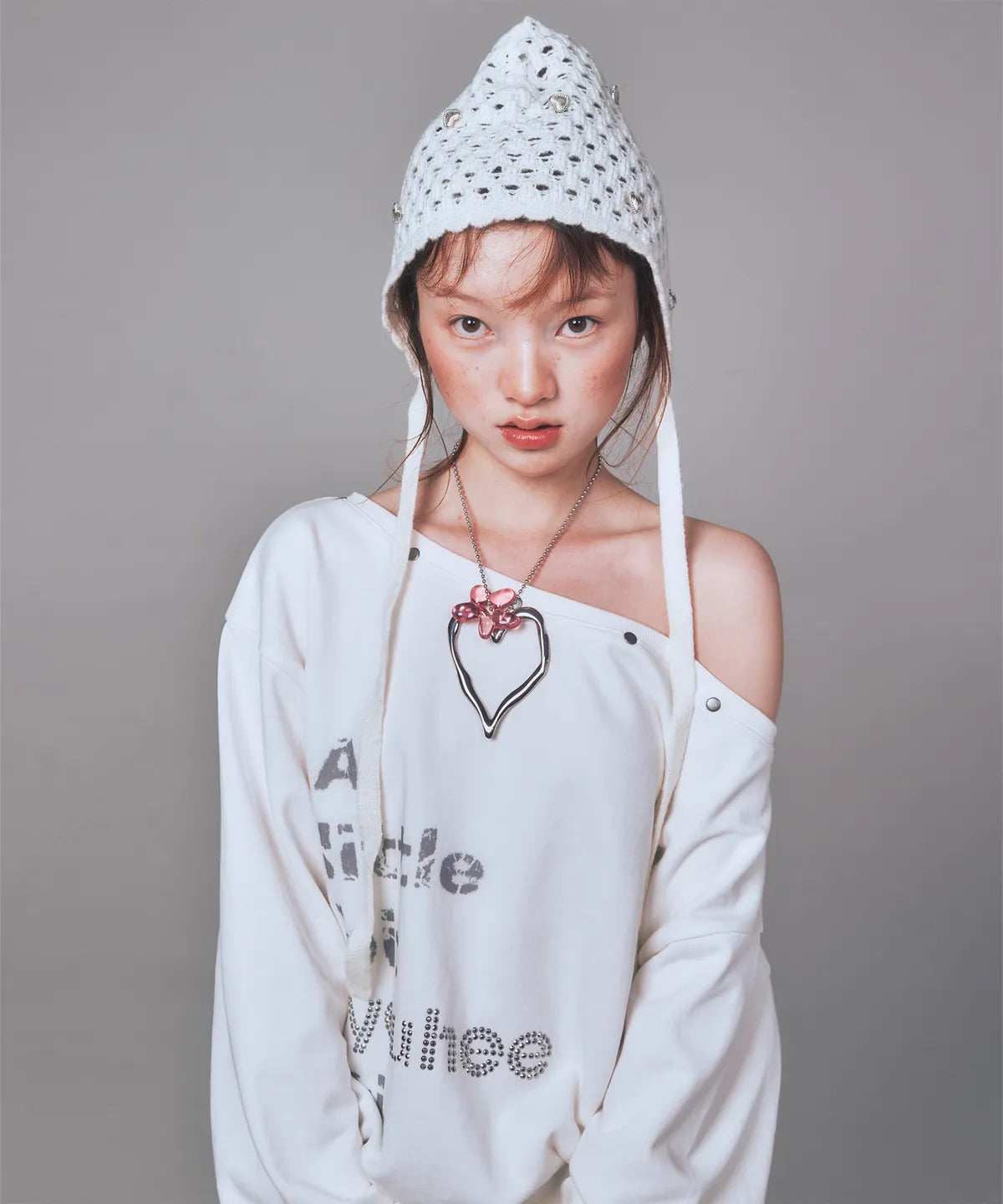 YOUHEE Youheetic Hotfix Off-Shoulder Sweatshirt