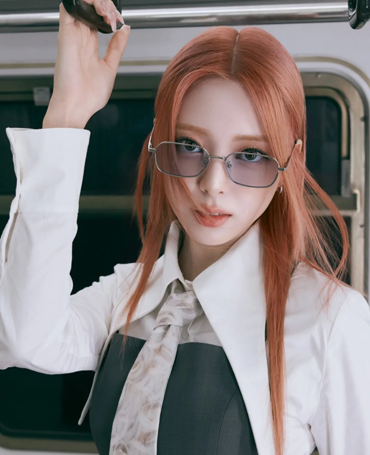 サウンドウェーブ　itzy ユナ Itzy Yuna Worn] ViewMap BUZZ_Retro Polygon Titanium Sunglasses
