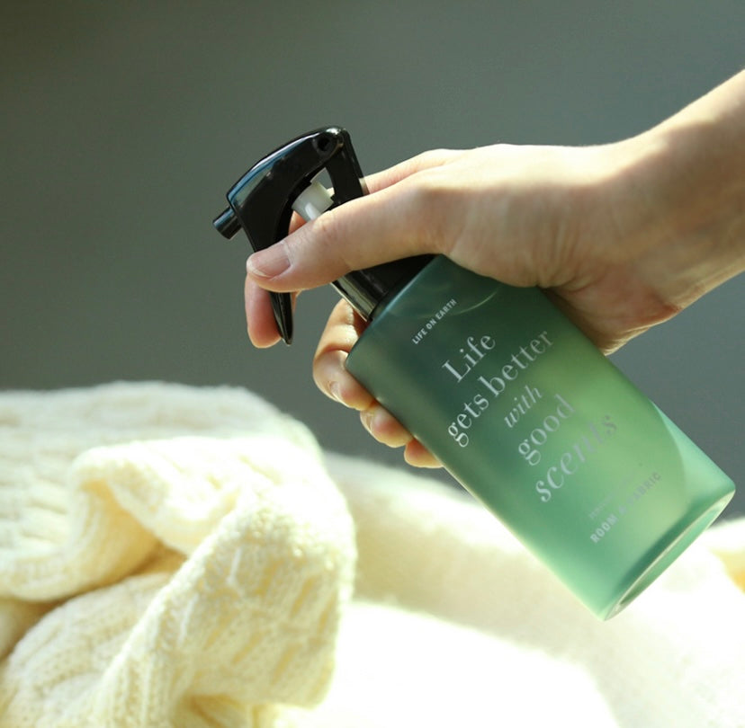 LOE - 'White Shirts' Room & Fabric Spray - 210ml