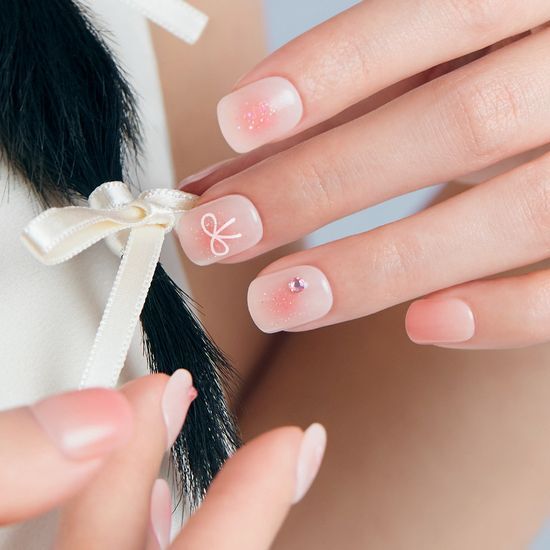 Ive Wonyoung X Dashing Diva Magic Press Nail/Pedi