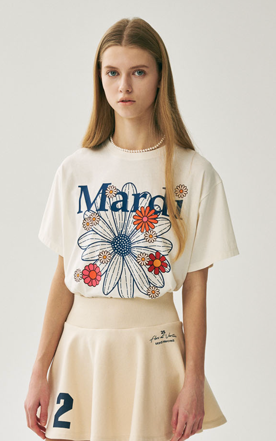 Mardi Mercredi – FLOWERMARDI BLOSSOM T-Shirt (Kim Go Eun Pick)