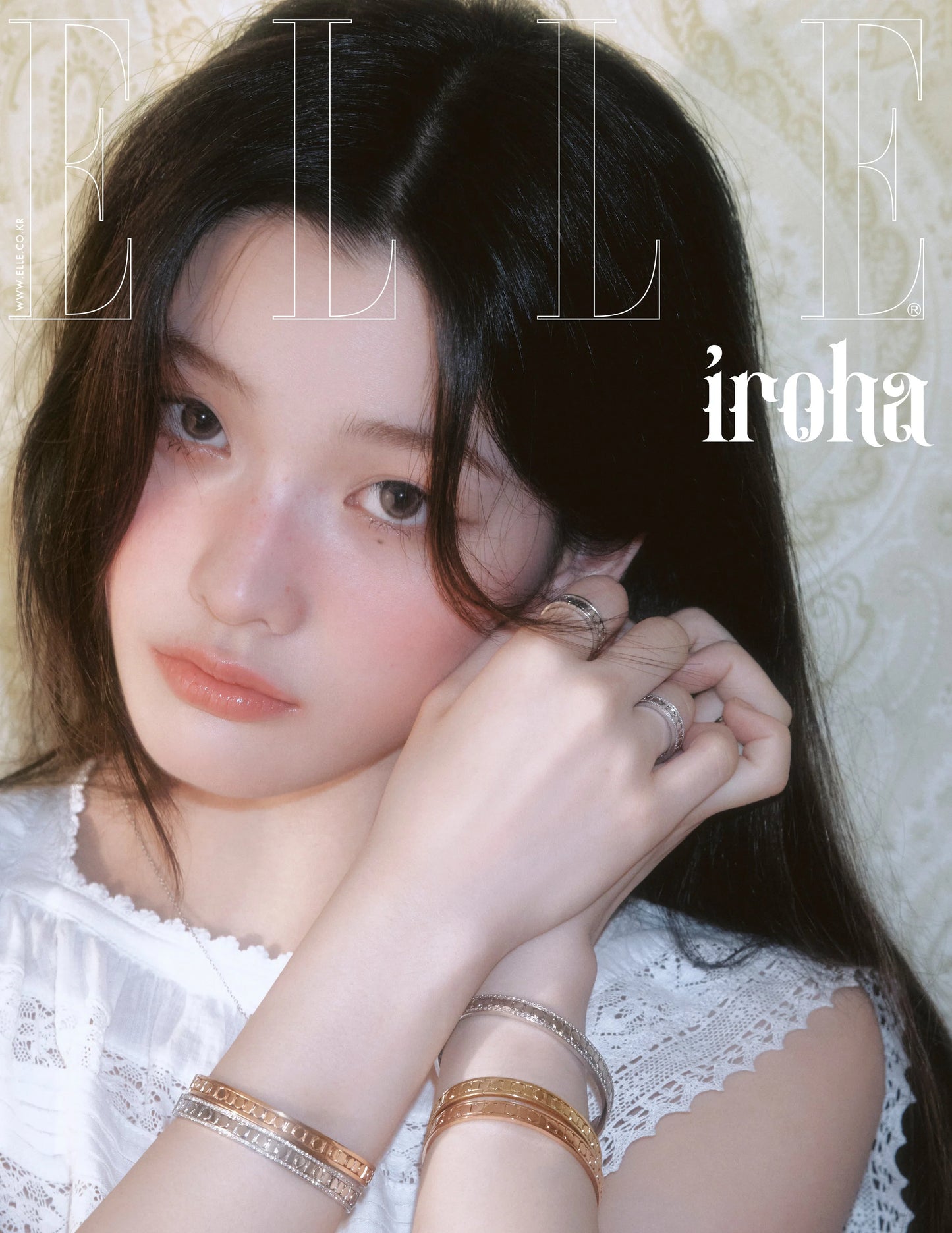 ELLE KOREA MAGAZINE SEPTEMBER 2025 (COVER : ILLIT)