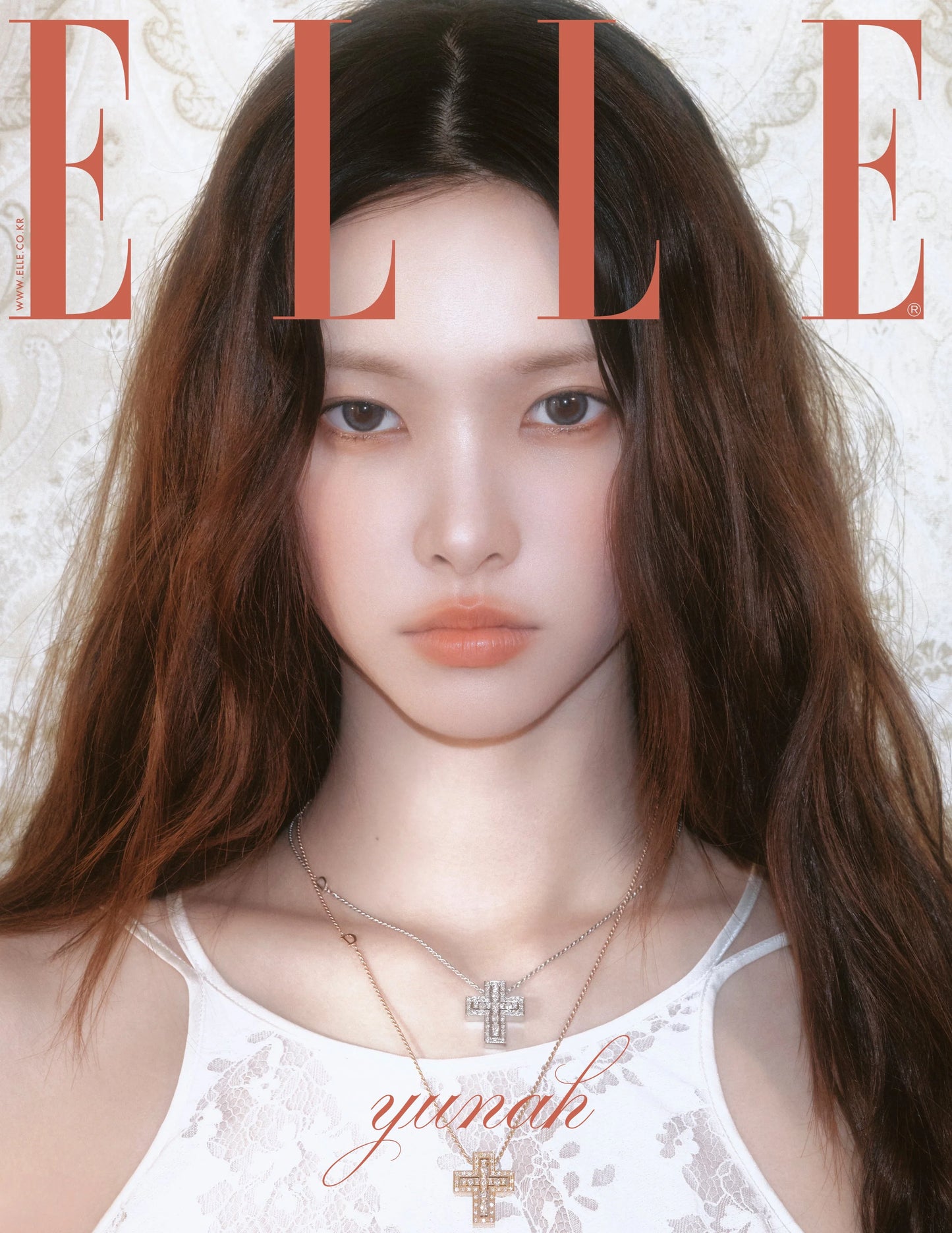 ELLE KOREA MAGAZINE SEPTEMBER 2025 (COVER : ILLIT)