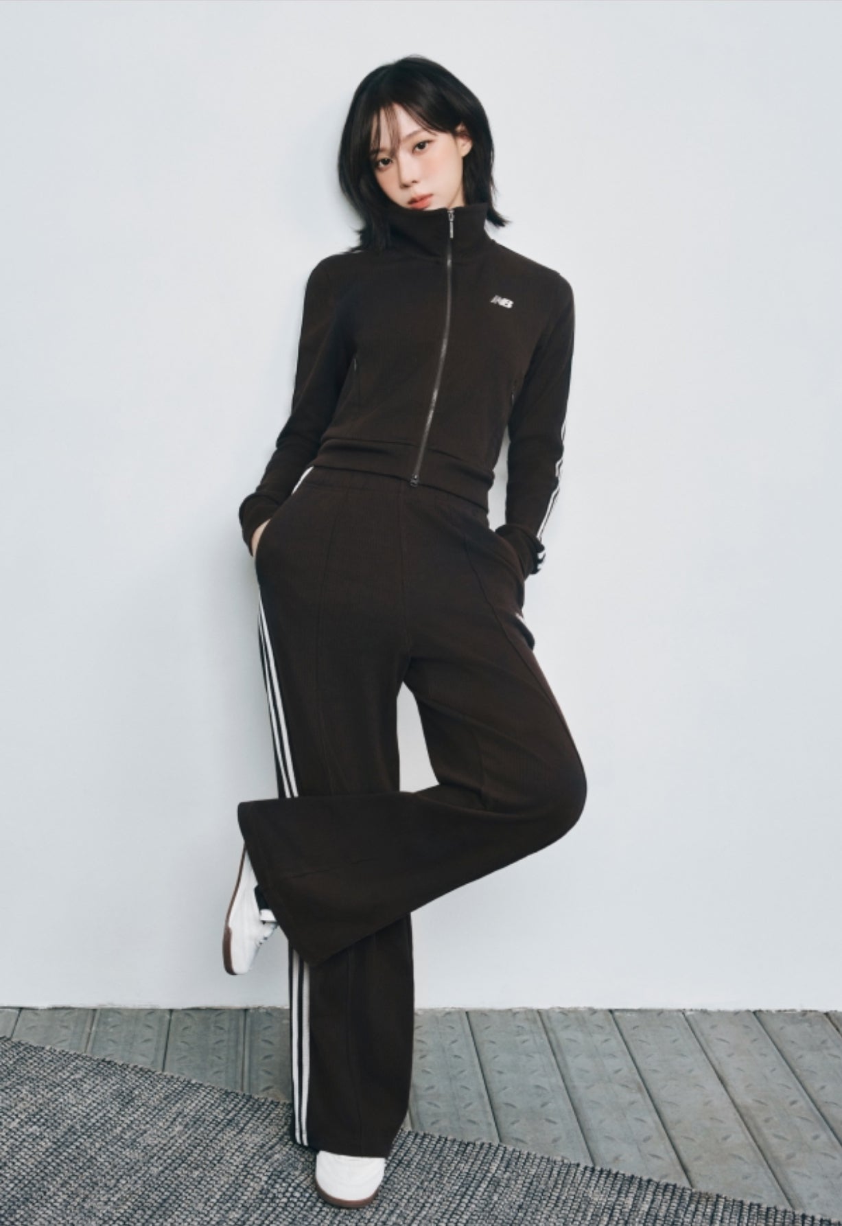 Aespa Winter Pick] New Balance Women Track Golji Wide Pants