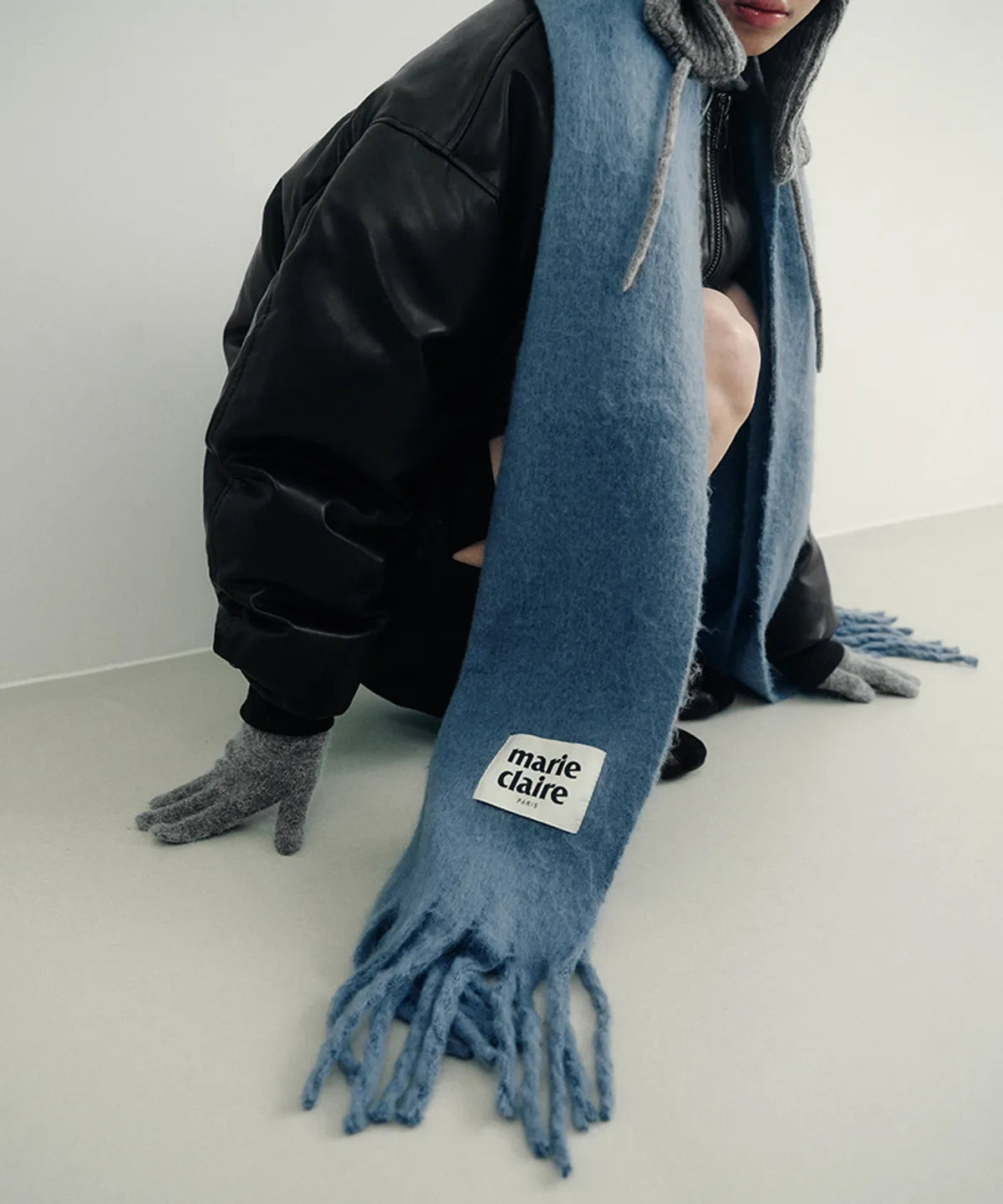 Marie Claire (FW25) Paris Collection - Fuzzy Solid Muffler (Red,White,Green,Sky Blue)