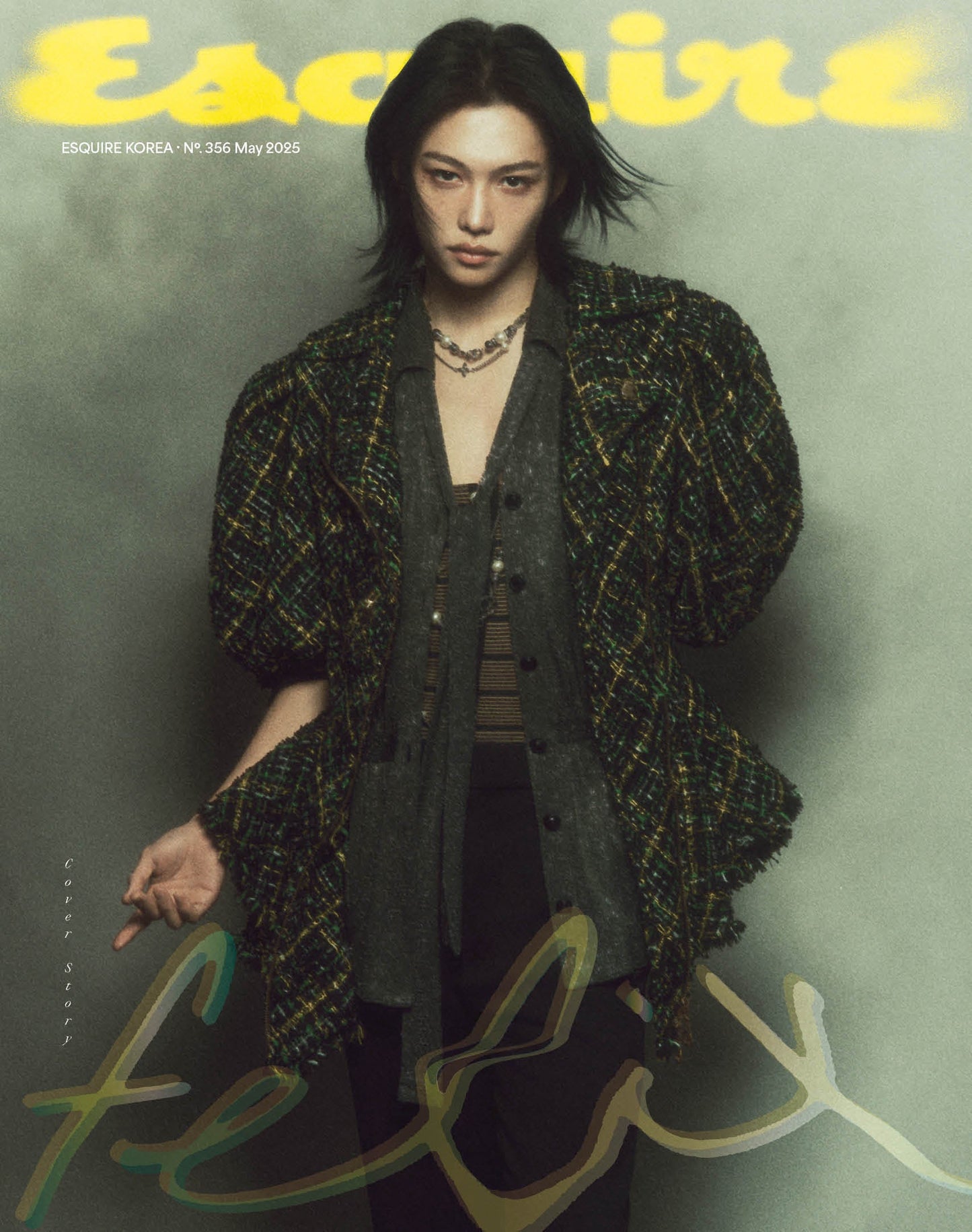 STRAY KIDS FELIX ESQUIRE MAGAZINE 2025 MAY ISSUE