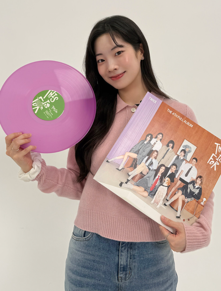 Twice 'THIS IS FOR' 4th Regular Album Vinyl LP (Plumberry Color Album / Photocard Included)