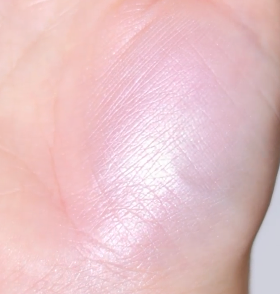 ESPOIR (AESPA Winter's Pick)- Galaxy Beam Strobing Highlighter 9.6g (+ Free Gift)