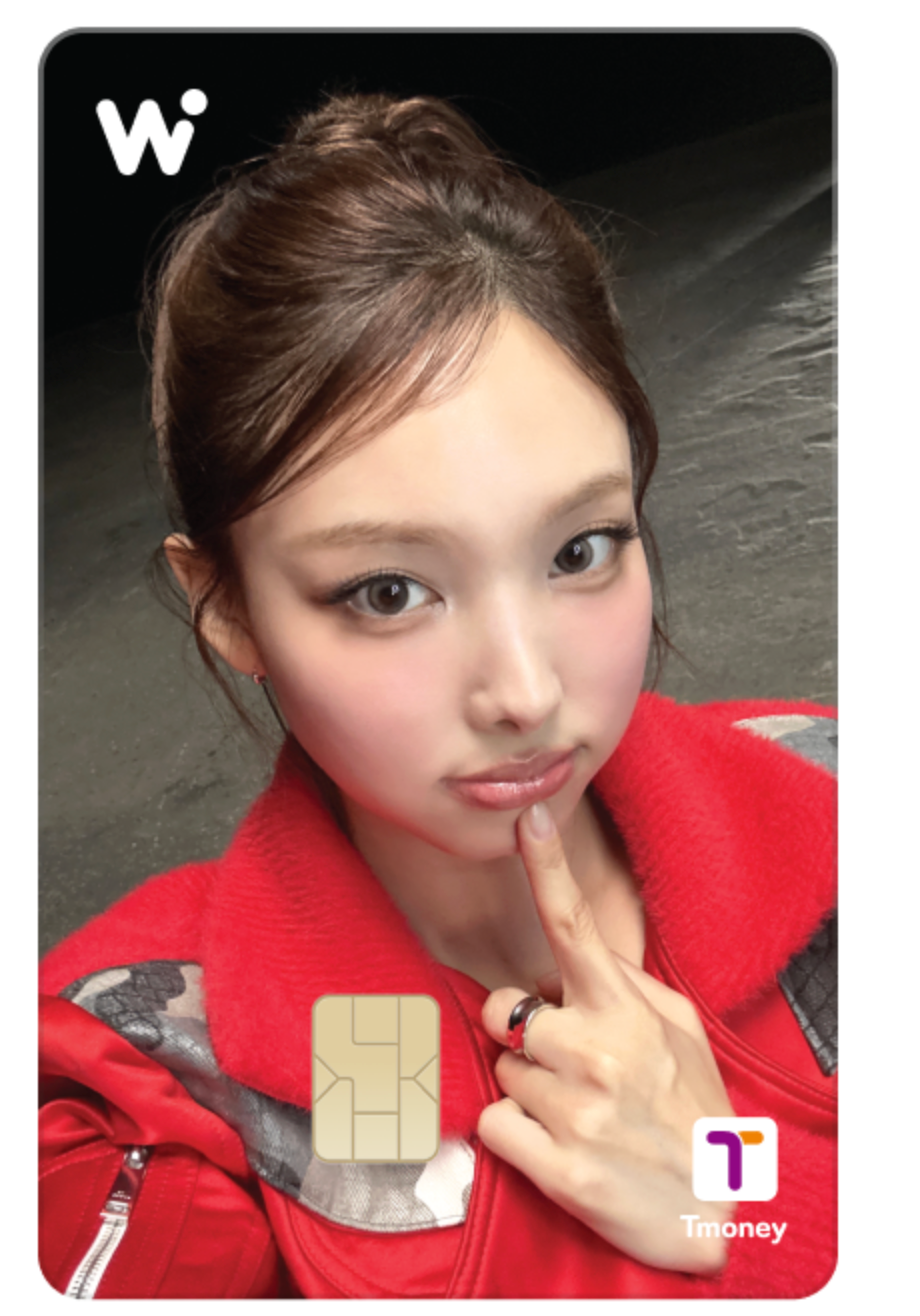 TWICE x WOWPASS - Official 10th anniversary Selfie Photo Card Limited Edition