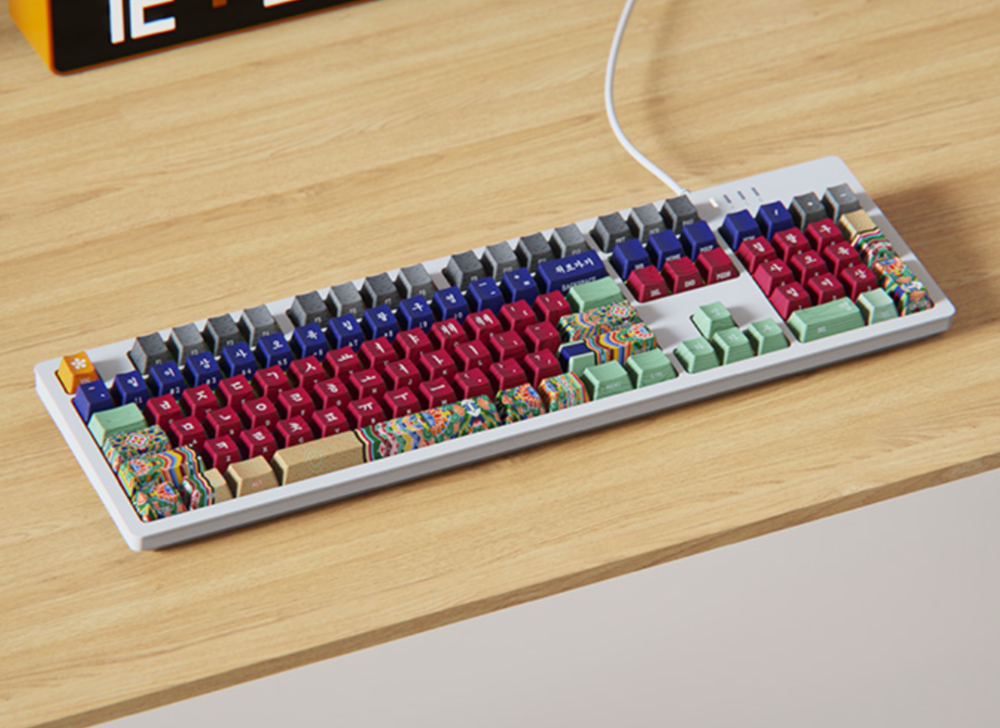 c.e.dot GYOTAEJEON DANCHEONG WIRED LED MECHANICAL KEYBOARD with KOREAN TRADITIONAL DESIGN