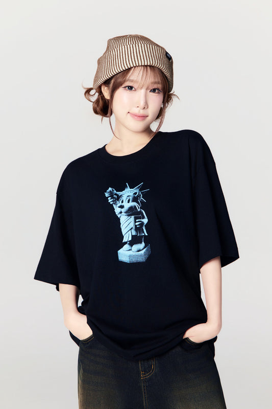 Yena x Adlv AC Bear Statue Of Liberty Short Sleeve T-Shirt