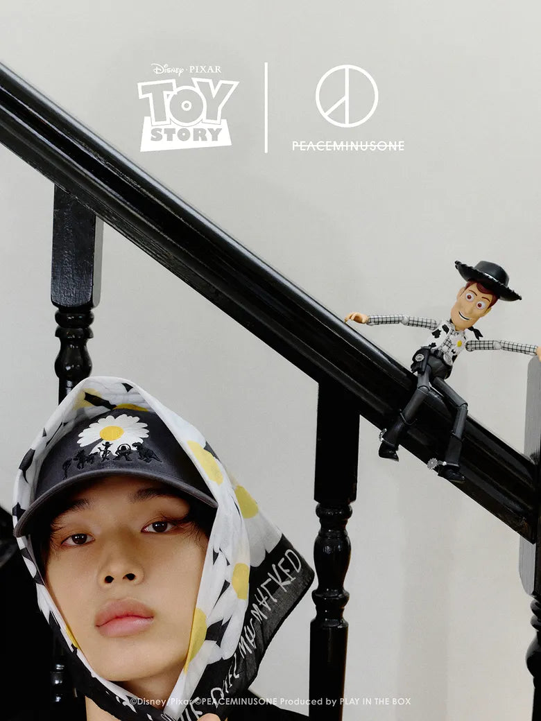 THE FIRST FAN - TOY STORY X G-DRAGON PEACEMINUSONE (JACKETS