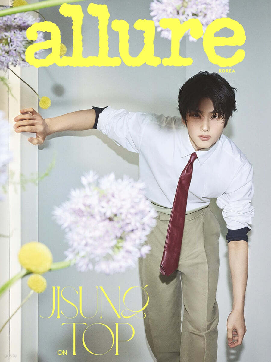 NCT JISUNG - ALLURE MAGAZINE MAY 2026 (RANDOM)