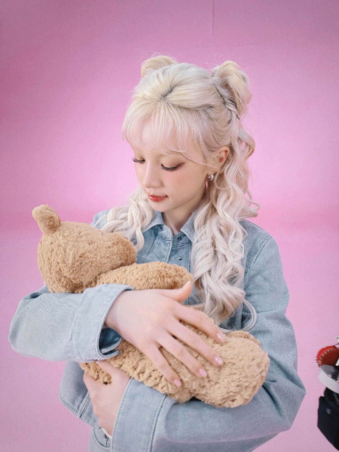 i-dle Yuqi X Jellycat Bartholomew Bear Plush & Keyring