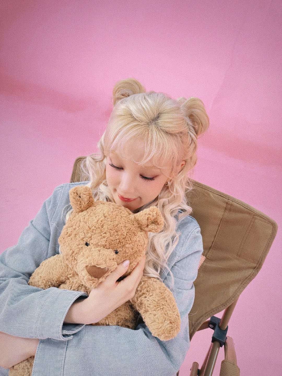 i-dle Yuqi X Jellycat Bartholomew Bear Plush & Keyring