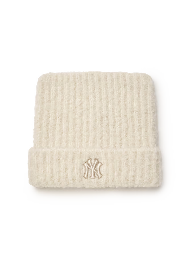 [Karina Pick] 25FW MLB Plush Meow Beanie New York Yankees