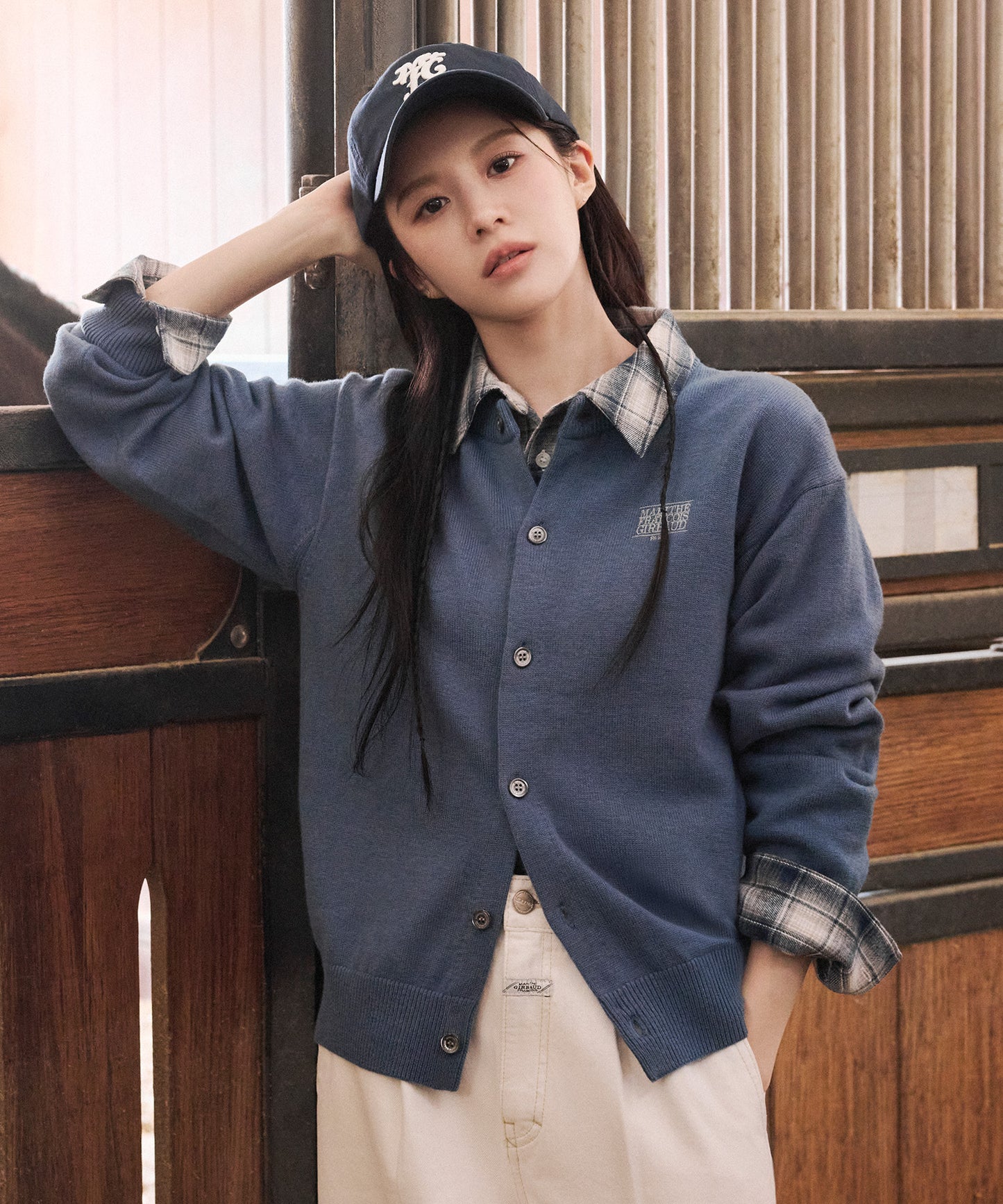 [Cha Eunwoo & Go Youn Jung Worn] Marithé et François Girbaud Basic Round Neck Cardigan