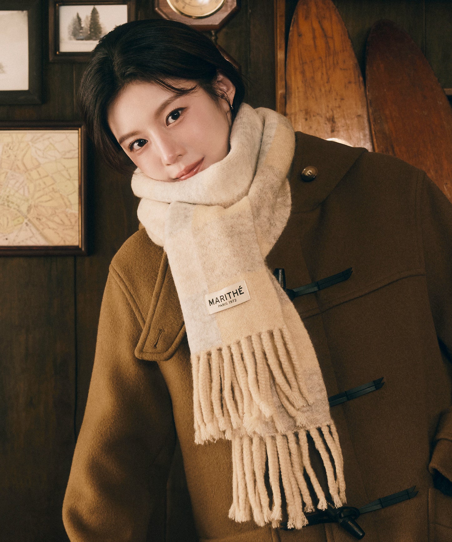 [Worn by Go Youn Jung] Marithé et François Girbaud FUZZY CHECK KNIT MUFFLER