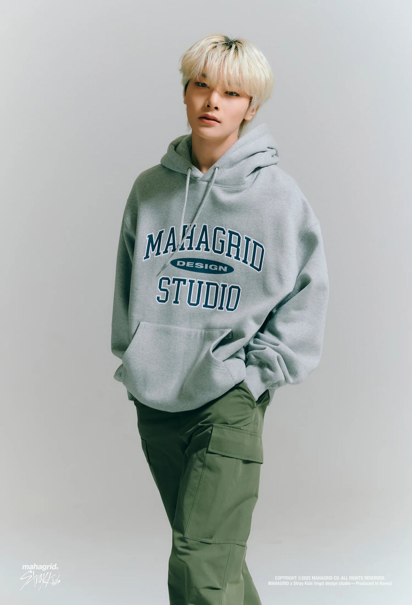 [Seventeen Mingyu and Straykids I.N Worn] Mahagrid College Logo Hoodie