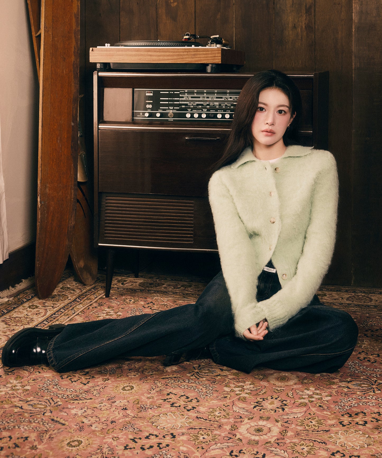 [Go Youn Jung Worn] Marithé et François Girbaud W Hairy Collar Cardigan