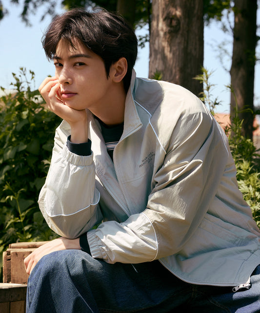 [Cha Eunwoo & Go Youn Jung Worn] Marithé et François Girbaud Color-Block Highneck Windbreaker