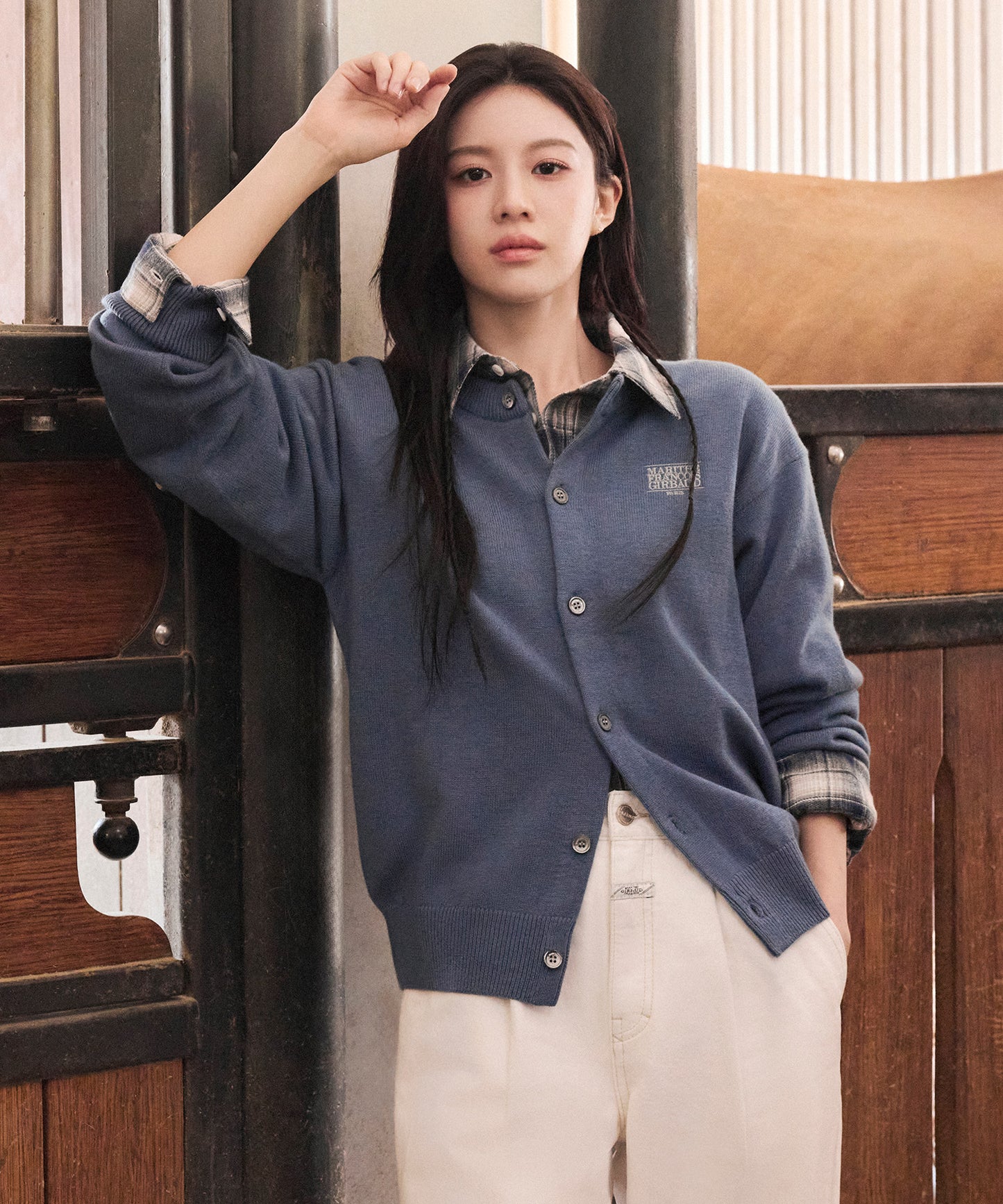 [Cha Eunwoo & Go Youn Jung Worn] Marithé et François Girbaud Basic Round Neck Cardigan