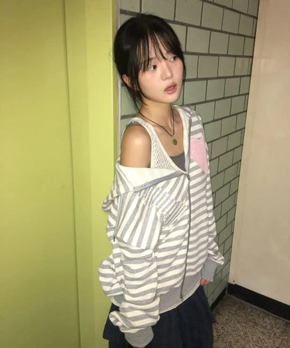 [Ive Rei Worn] YOUHEE I Love Applique Hood Zip-Up