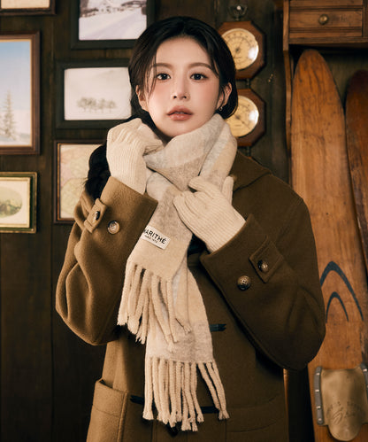 [Worn by Go Youn Jung] Marithé et François Girbaud FUZZY CHECK KNIT MUFFLER
