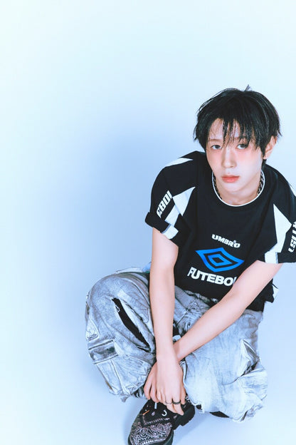 [UMBRO X NCT WISH]  HBL Football Puchibow Short Sleeve Piste