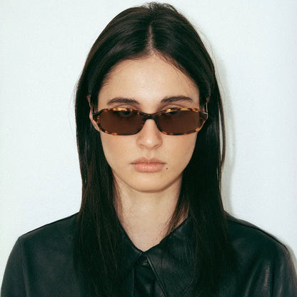 [Lesserafim Yunjin Pick] LEMOK Chelsea Sunglasses