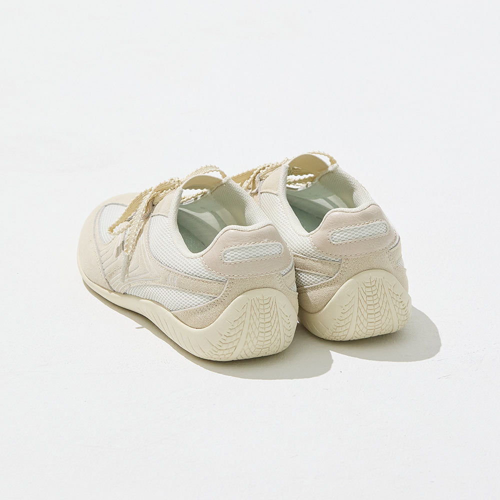 CLCL [CLEVER CLOGER] - Nudge Lace Up Sneakers (Beige)