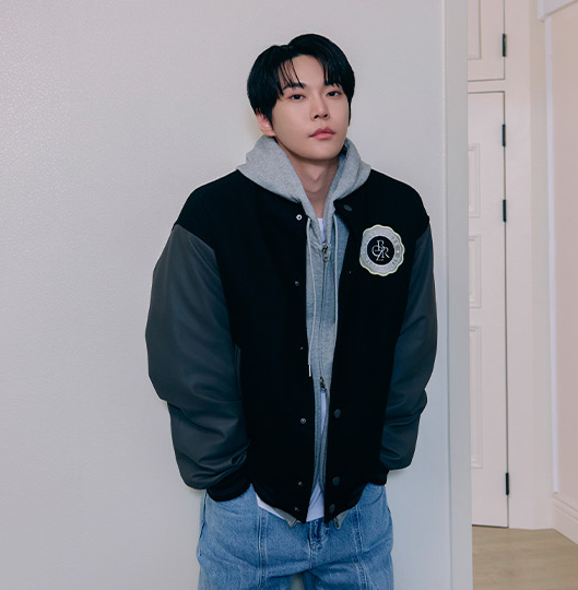 [NCT DOYOUNG X CITYBREEZE] Wool Preppy Varsity Jacket Black