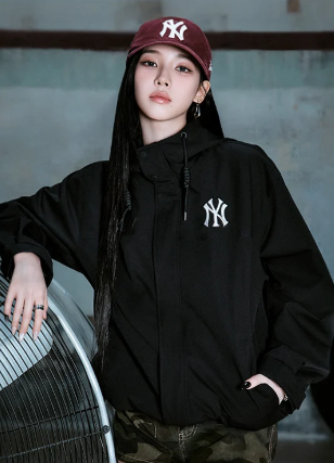 [Karina Pick] 25FW MLB Gofcore 2L Curve Windbreaker New York Yankees
