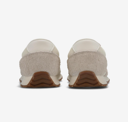 [IU Worn] New Balance U471KAC / U471KAA Classic Jogger
