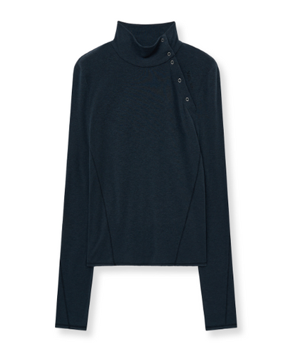 [Aespa Ningning Worn] Matin Kim Button Slit Half Neck Top