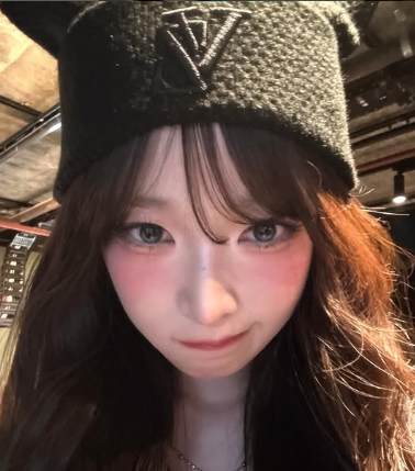 [Billie Haruna Worn] VARZAR Square Beanie