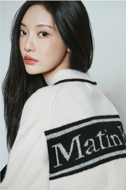 [Aespa Ningning Worn] Matin Kim Back Logo Collar Knit Top
