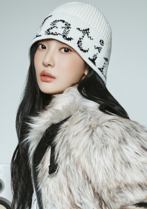 [Aespa Ningning Worn] Matin Kim Cracked Logo Bucket Beanie
