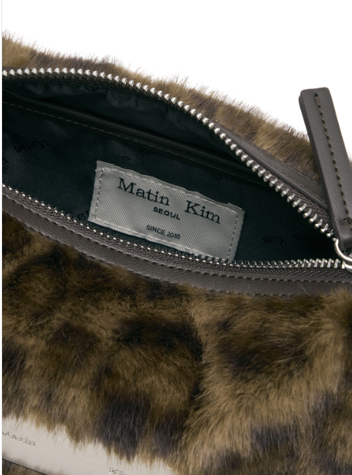 [Aespa Ningning Pick] Matin Kim Hairy Fur Mini Shoulder Bag