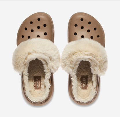 [Ive Gaeul & Leeseo Pick] Crocs Classic Platform Fuzz Lined Clog