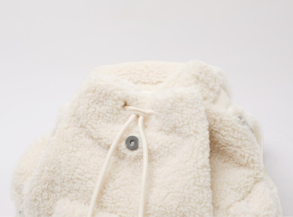 Macmoc Tta-ry Tta-ry Fur Poggle Backpack Ivory