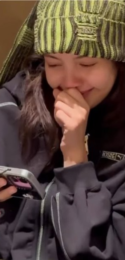 [Blackpink Lisa Worn] Atiissu Carat Beanie