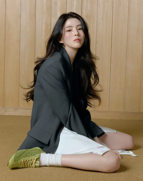 [Woodz & So Hee Pick] Fila Ritmo Sleek LX