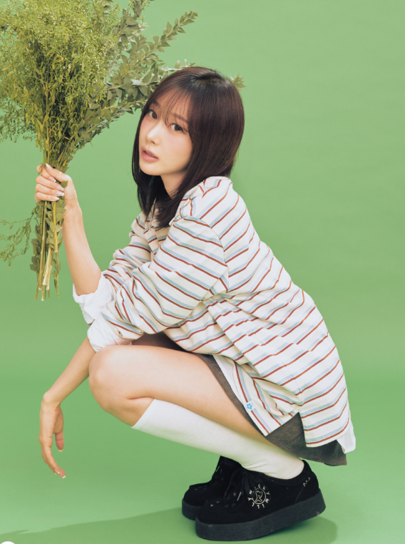 [Aespa Giselle Worn] 26SS Wacky Willy Women's Rugby Stripe Long Sleeve