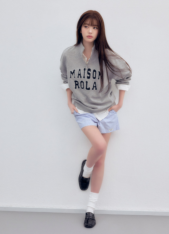 [Ive Wonyoung Worn] 26SS RolaRola Maison De Rola Embroidery Half Zip-Up Melange Gray