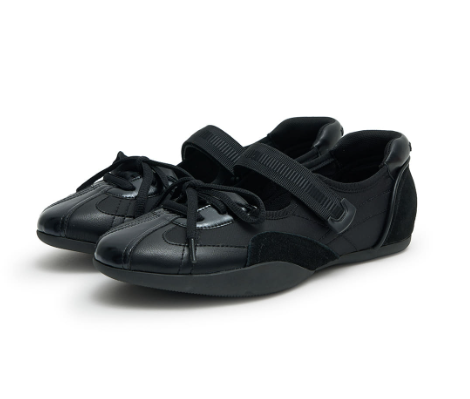 Matin Kim Sporty Mary jane Sneakers