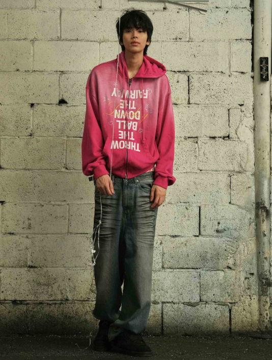 [Hearts2Hearts Stella Worn]Grailz Over Graphic Vintage Zip Hoodie - Pink