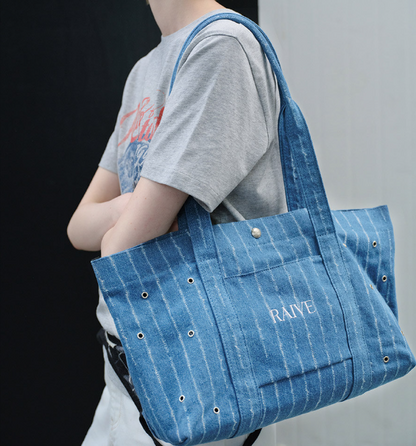 RAIVE Leo Shoulder Bag