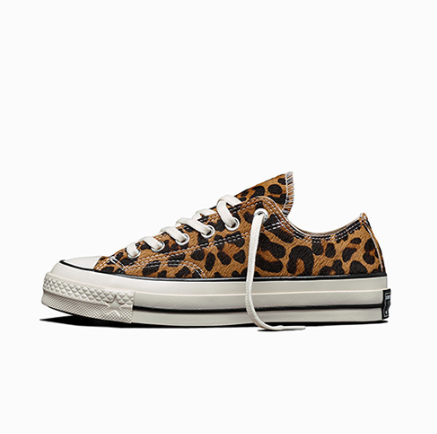 [Aespa Karina Photocard] Converse Chuck 70 X Leather/Leopard (Gift: Check the Description)